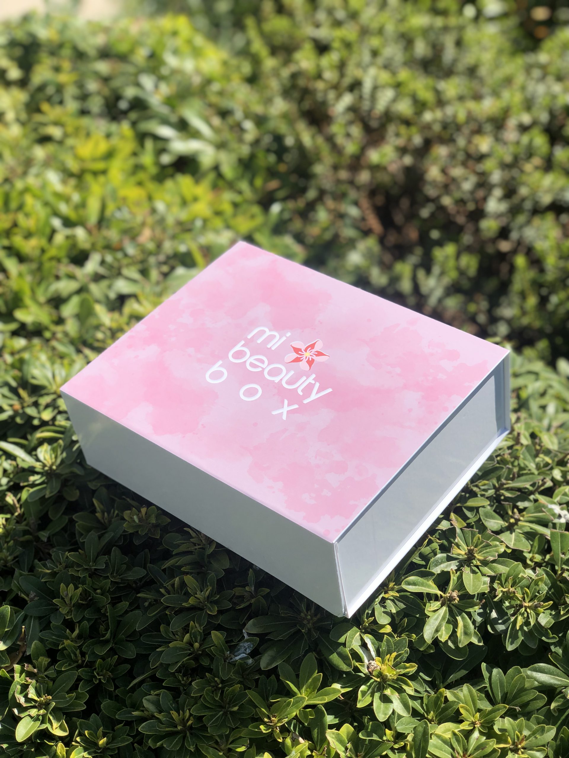Mi Beauty Box – Mi Beauty Box es una experiencia única de cajas de belleza  que te permiten descubrir productos a un precio mas accesible. Arriésgate  comprando nuestras cajas misteriosas y déjate